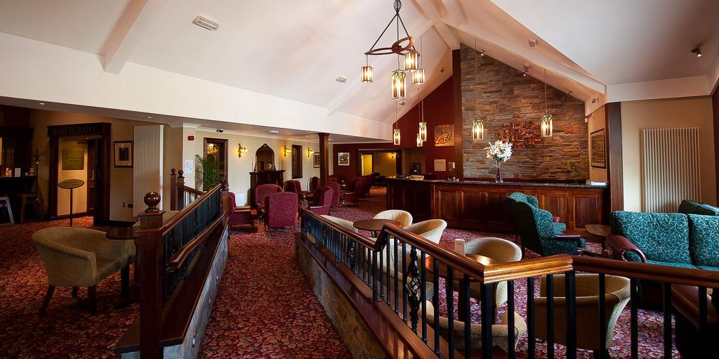 Corr'S Corner Hotel Newtownabbey Esterno foto
