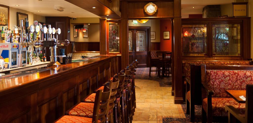 Corr'S Corner Hotel Newtownabbey Esterno foto