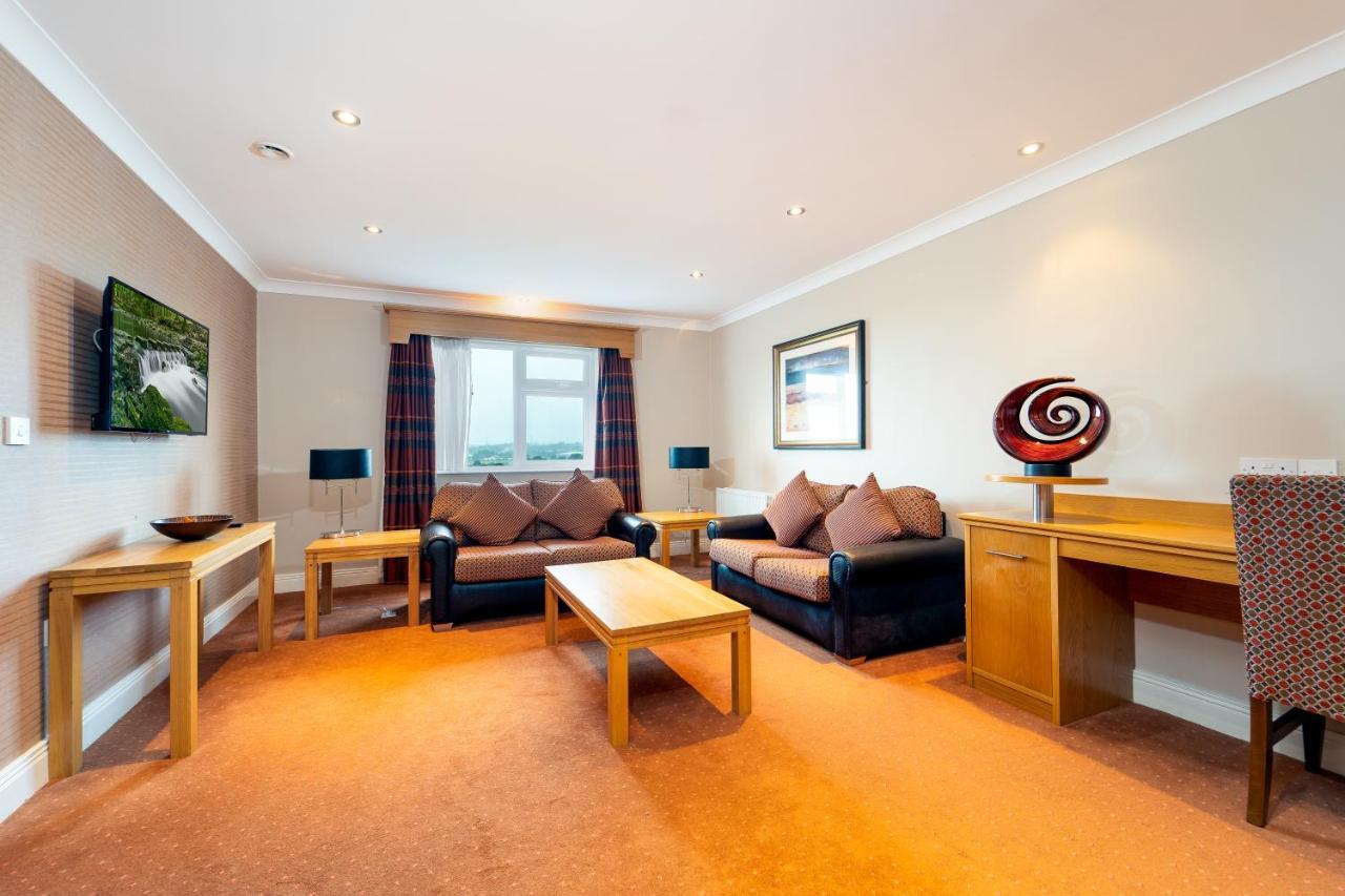Corr'S Corner Hotel Newtownabbey Esterno foto